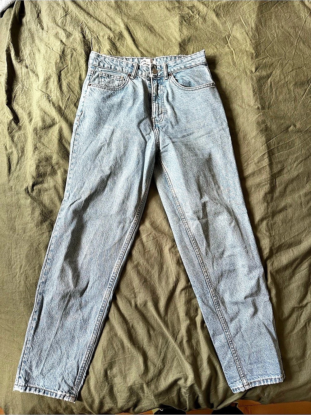 ZARA High-Rise Mom Fit Jeans Straight Leg Jeans Blue Waist 6 (38)